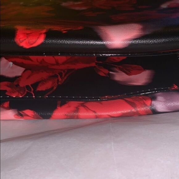 Victoria’s Secret overnight bag  - Picture 8 of 8